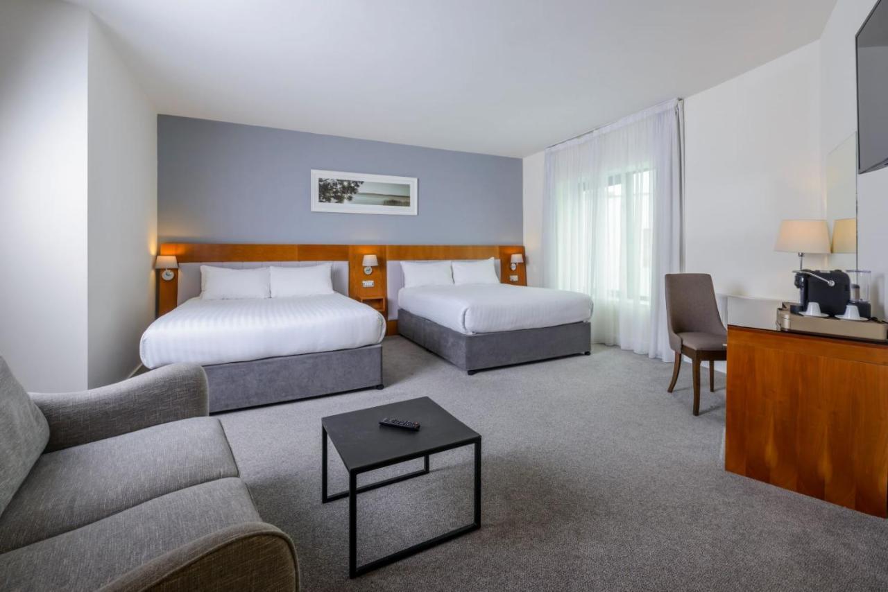 The Ellison Hotel Castlebar Eksteriør billede