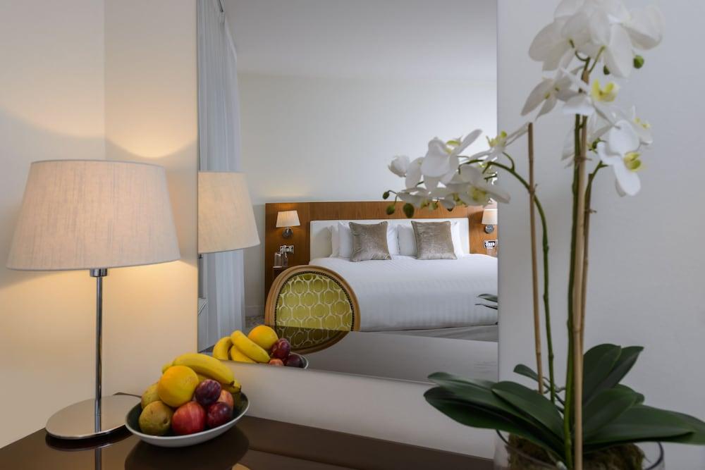 The Ellison Hotel Castlebar Eksteriør billede